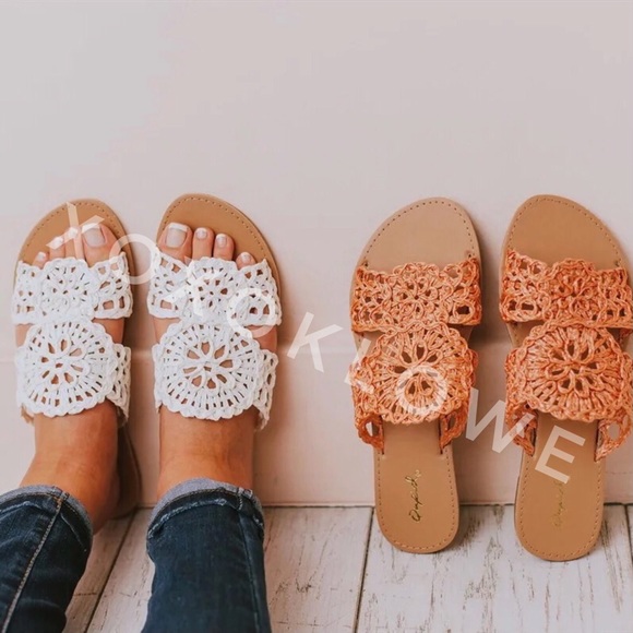 Boho Floral Crochet Raffia Sandal Slides - Picture 15 of 15
